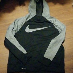 NIKE Dri Fit Hoodie